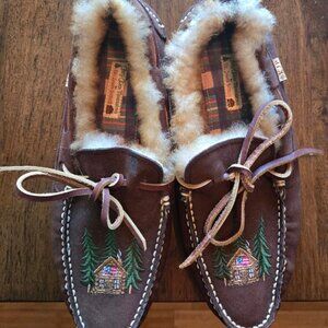 Kiel James Patrick Cozy Cabin Moccasins (Women's)
